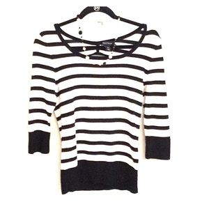 White House Black Market sweater/ Necklace